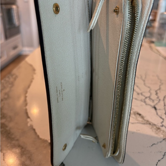 AUTHENTIC Louis Vuitton Adèle wallet - Picture 7 of 12